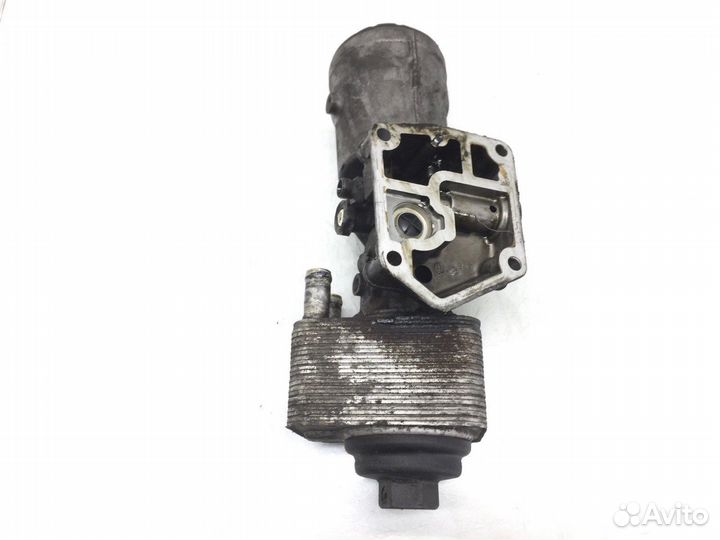 Корпус масляного фильтра Audi A4 B7 2.0 TDI 2005