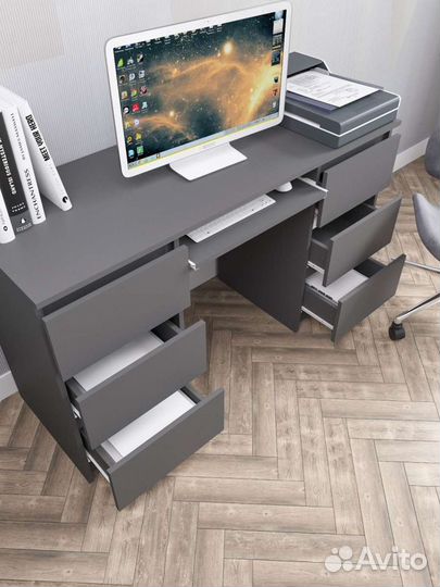 Стол компьютерный Мори