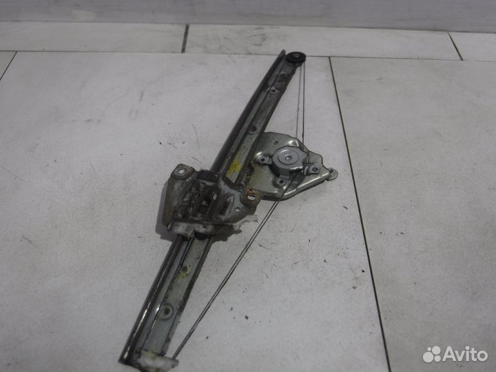 Стеклоподъемник пер. правый Suzuki Grand Vitara 2