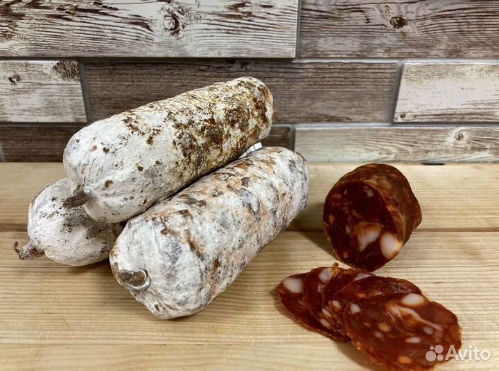 Мясные деликатесы сыры доставка