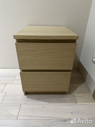Тумба прикроватная
