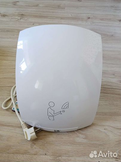 Сушилка для рук, волос