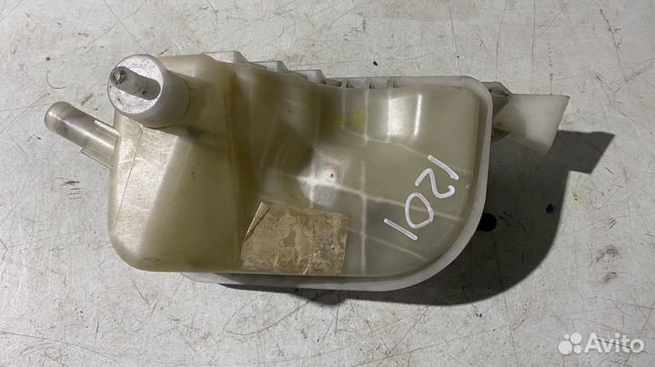 Расширительный бачок Toyota Corolla 10 (E140-E150)