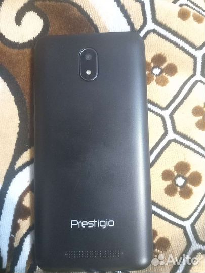 Сенсорный телефон Prestigio