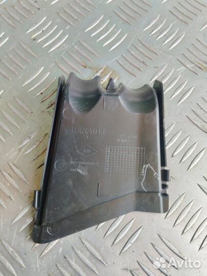 Крышка предохранителей подкапотная Renault Logan 2