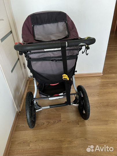Коляска BOB Revolution