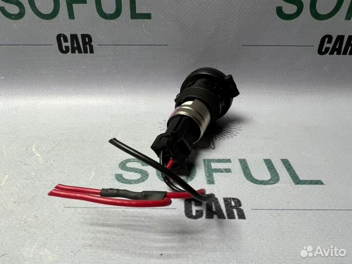 Прикуриватель с крышкой Nissan Teana 2011