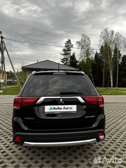 Mitsubishi Outlander 2.4 CVT, 2016, 182 000 км