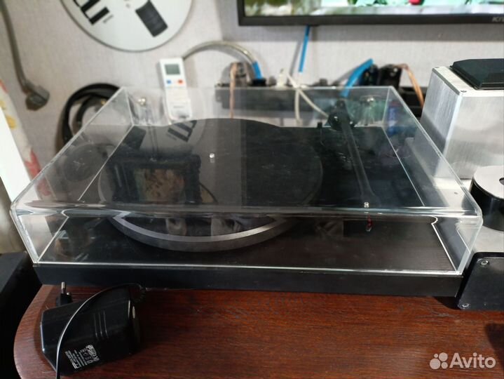 Проигрыватель винила pro ject debut