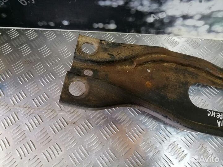 Продольная балка Kia Carens 2.0 2002-2006