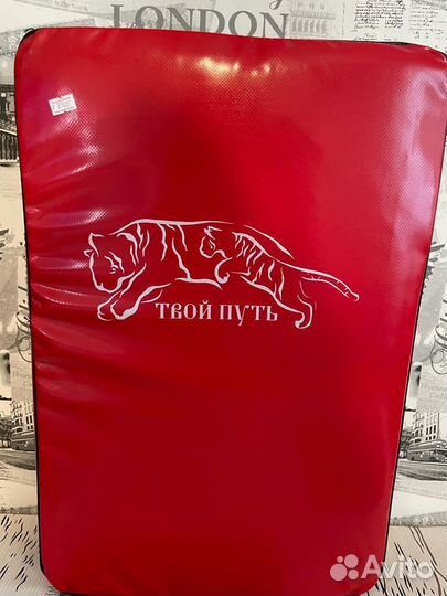 Боксерские лапы, макивара, шлемы