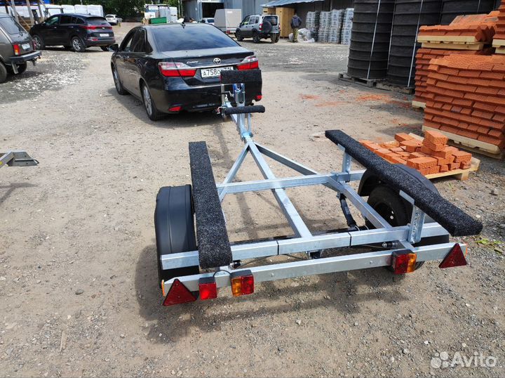 Прицеп лодочный 81771C.012. Фаркопы. Запчасти