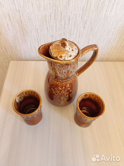 Керамический кувшин