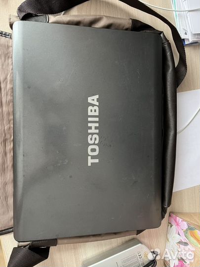 Ноутбук toshiba