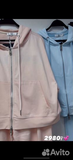 Продам спортивный костюм