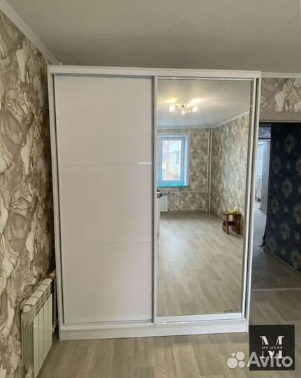 Современный шкаф купе