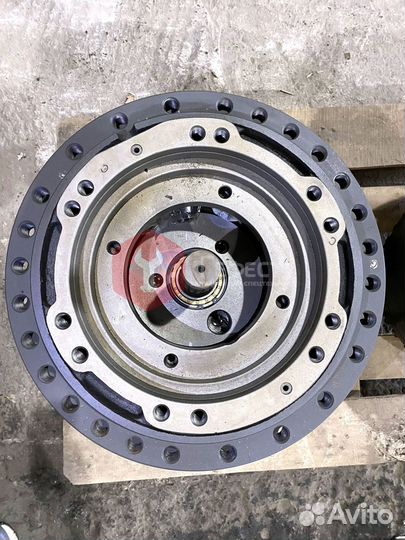 Редуктор хода Hyundai R360LC-7 xkay-01704