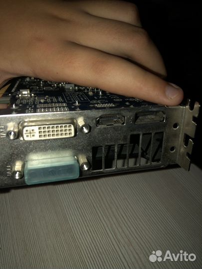 Продам видеокарту