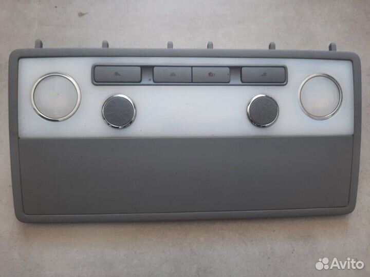 Плафон салонный задний Volkswagen Phaeton 3D2 BGH