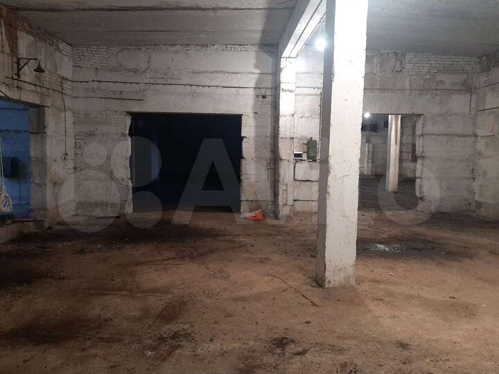Склад, 700 м²