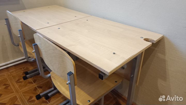 Стол- парта и стул растущие