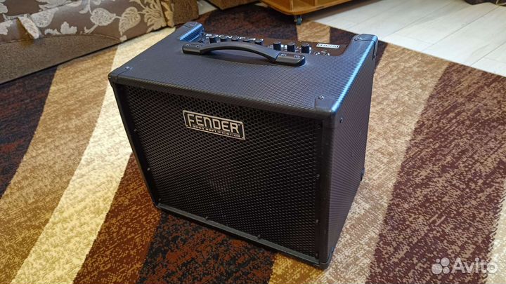 Комбоусилитель Fender Bronco 40