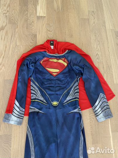 Костюм Супермена с объемными мускулами и плащем