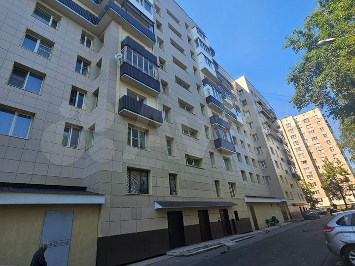 2-к. квартира, 47 м², 8/9 эт.