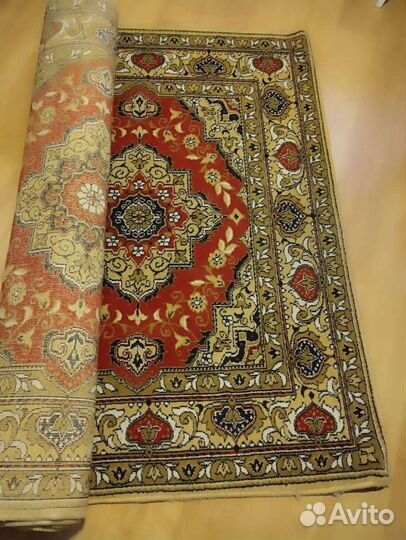 Ковер шерстяной 1.5 на 2,5