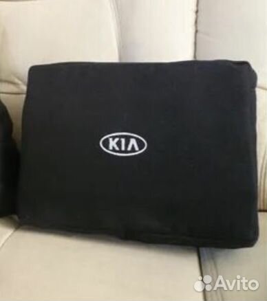 Автоплед и подушка