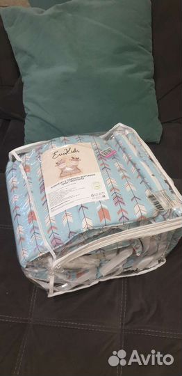 Бортики в детскую кроватку в отличном состоянии