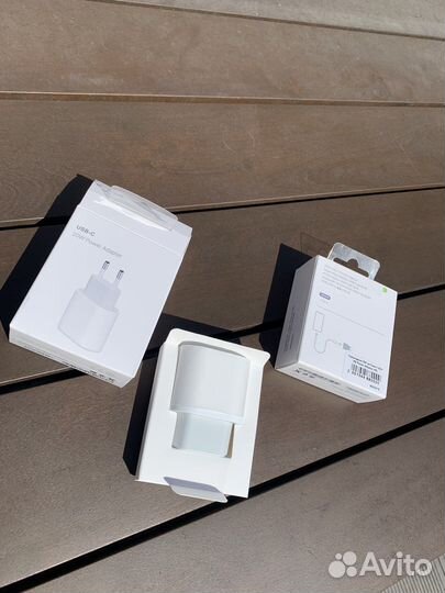 Блок питания для iPhone 20W