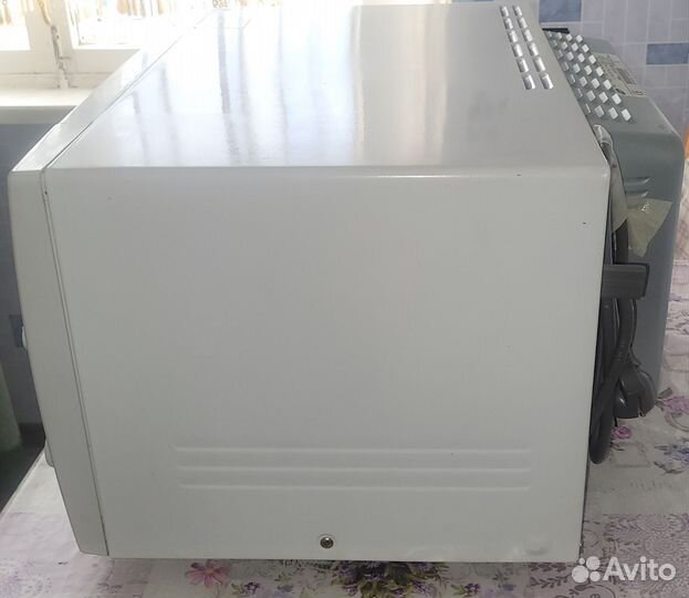 Микроволновая печь Samsung C105AR