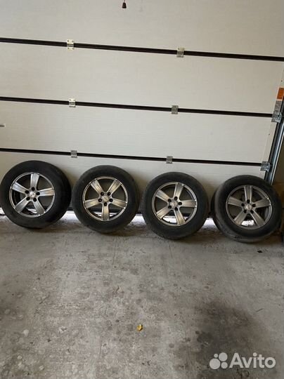 Toyo Proxes CF2 SUV 215/65 R16