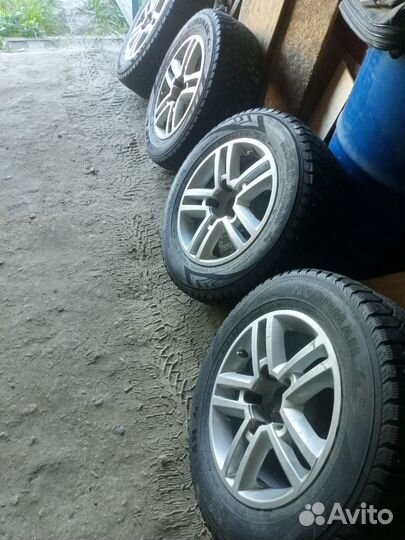 Nordman Nordman 4 215/65 R16