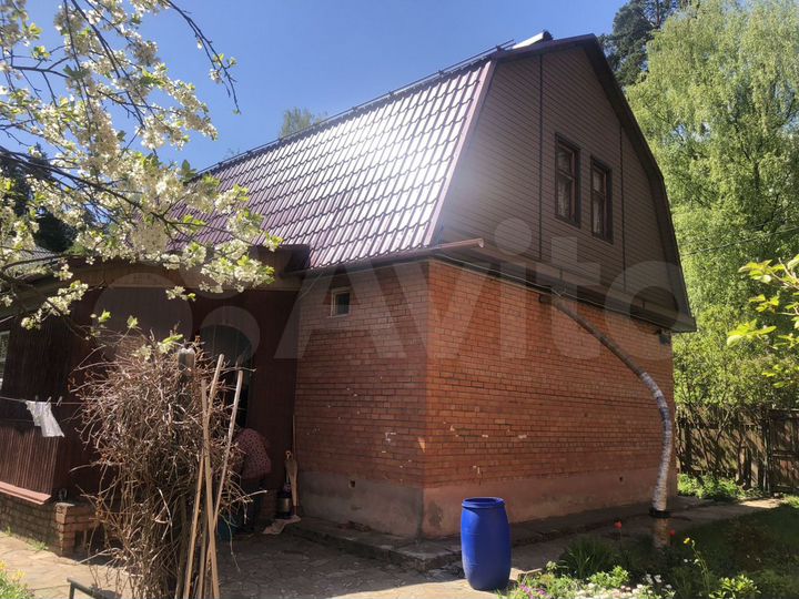 Дом 137,3 м² на участке 6,7 сот.