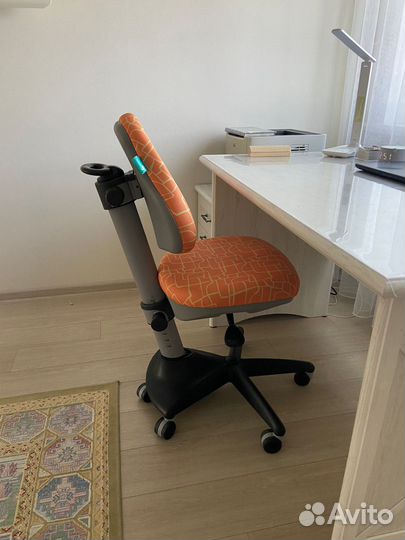 Детское кресло