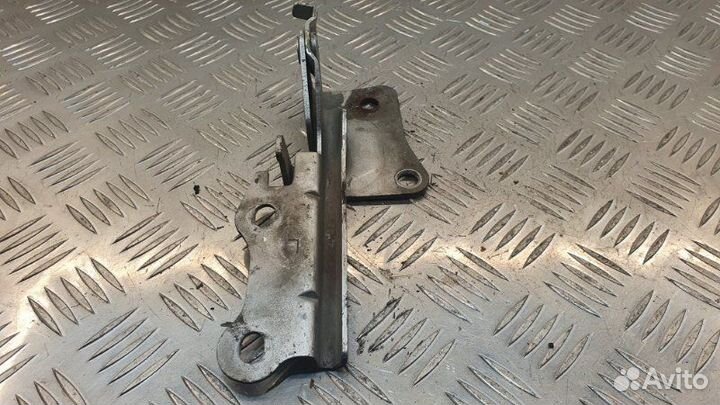 Петля капота левая Kia Spectra седан S6D 2008