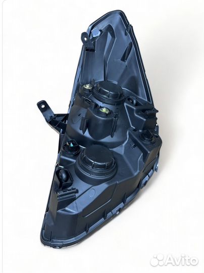 Фара правая Гранд Старекс