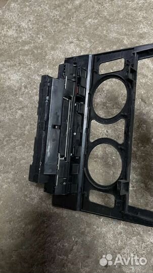 Центральная панель w202