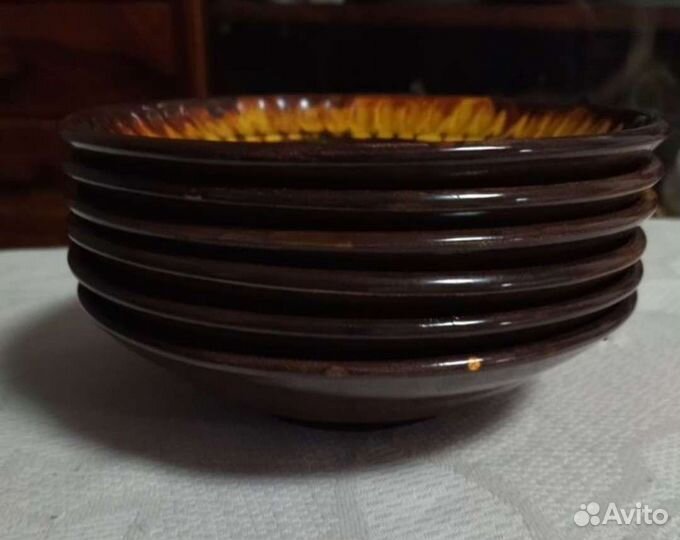 Глиняные тарелки