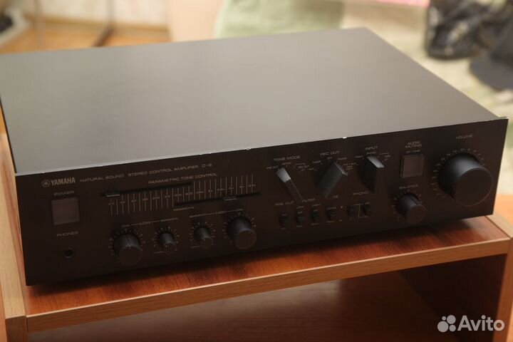 Предварительный усилитель 