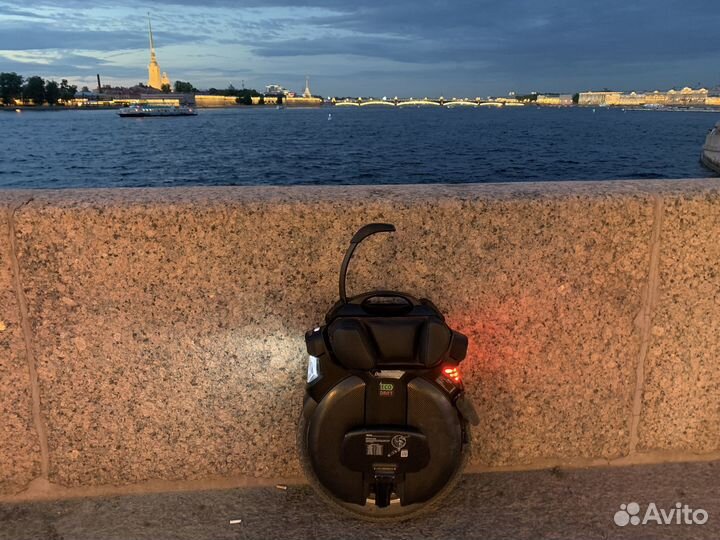 Моноколесо inmotion v11