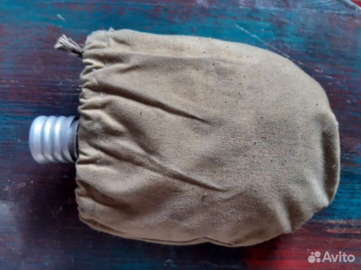 Фляга армейская в комплекте с чехлом