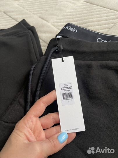 Спортивный костюм новый Calvin klein L