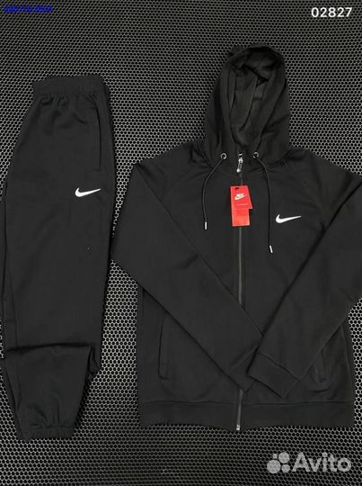 Спортивный костюм Nike