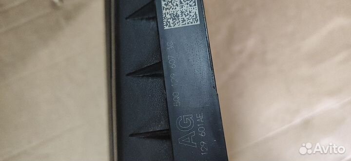 Корпус воздушного фильтра Skoda Octavia A7