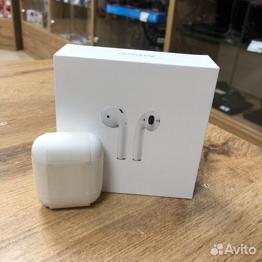 Беспроводные наушники apple airpods
