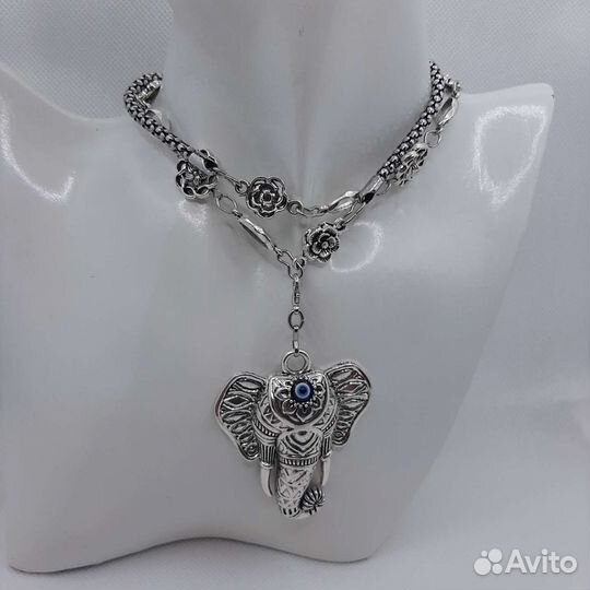 Цепь с кулоном 