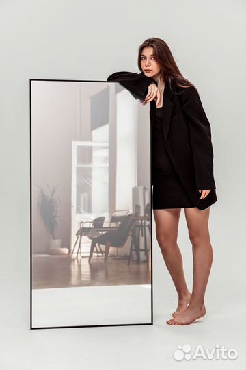 Зеркало напольное в раме